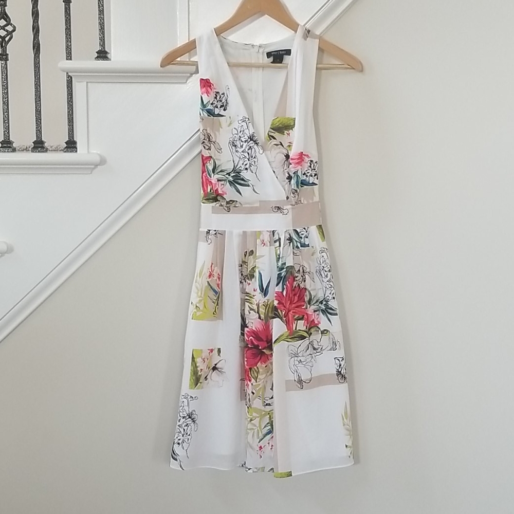 ⭐HOST PICK⭐White House Black Market Dress